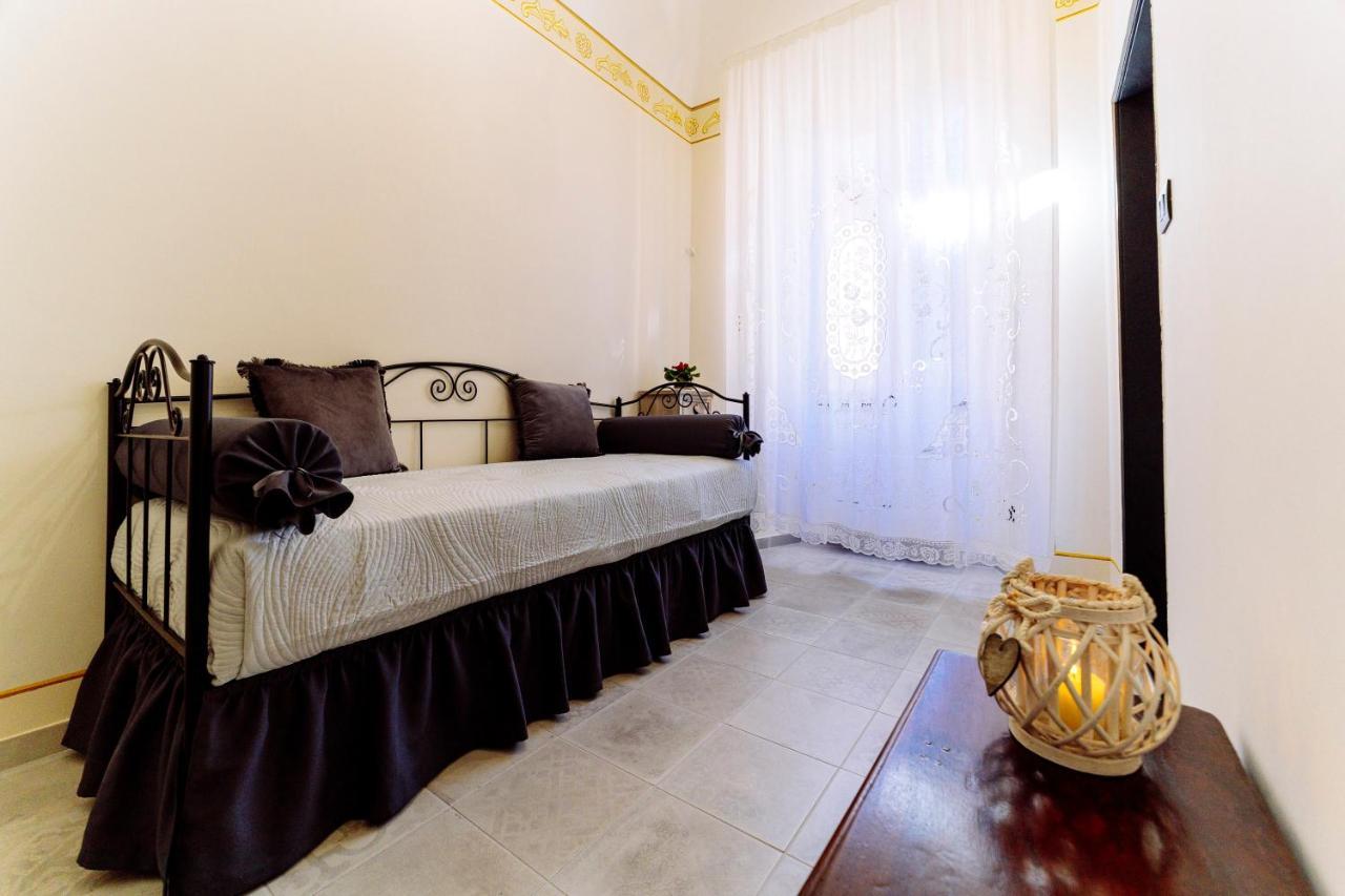 Come Nelle Favole The Classic B&B Toirano Esterno foto