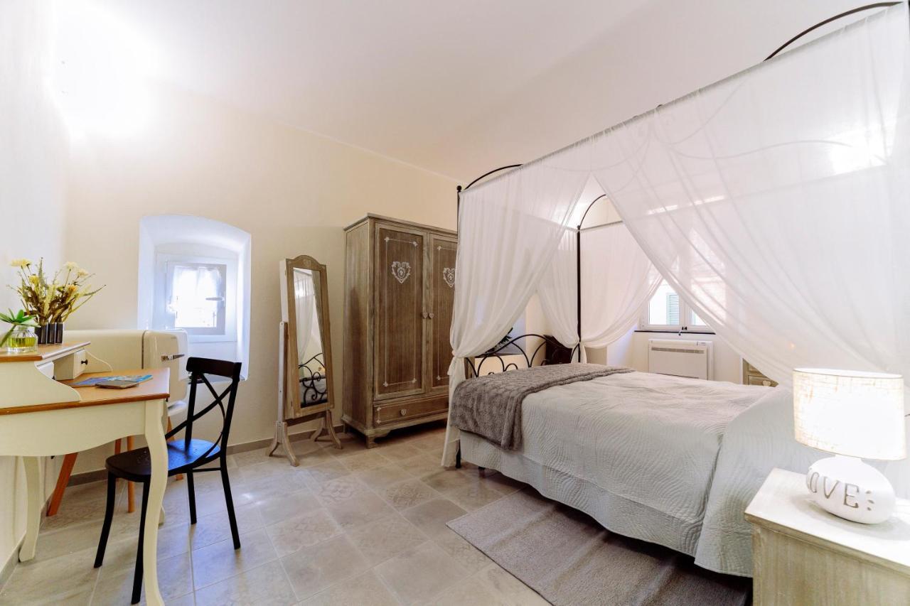 Come Nelle Favole The Classic B&B Toirano Esterno foto